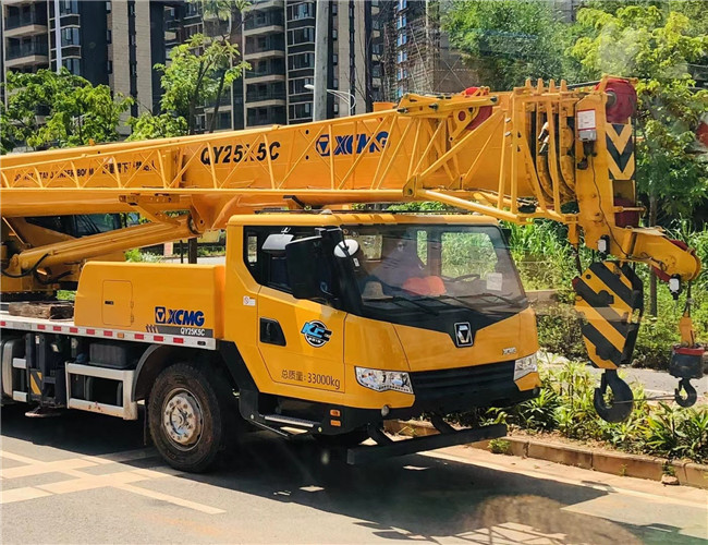 楚雄市大件设备吊装租赁吊车