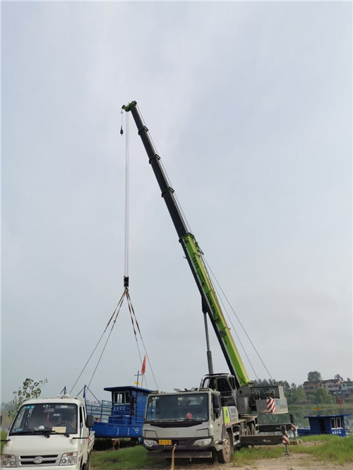 楚雄市桥梁建设吊装案例